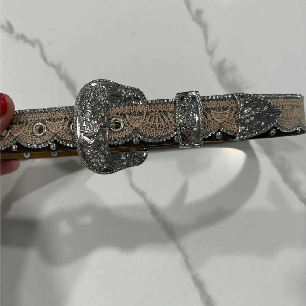 Western Style Brown and Cream Belt with Silver Buckle
